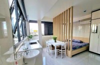 BÁN TÒA NHÀ CHDV 6 TẦNG – THANG MÁY – 35 PHÒNG – THU NHẬP 250 TRIỆU/THÁNG – GIÁ 65 TỶ